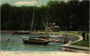 CPA Jardin de VERSAILLES - La flotille du Canal (657576)