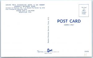 WOLFVILLE, NOVA SCOTIA  Canada   Grand Pre's EVANGELINE MOTEL ca 1950s  Postcard 