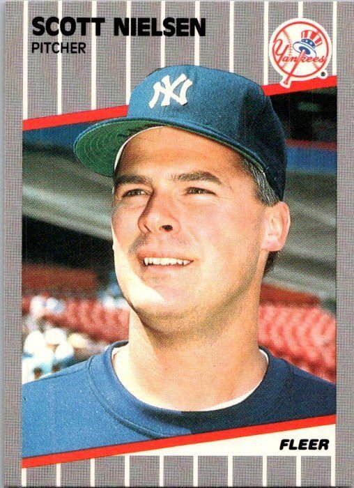 1989 Fleer Baseball Card Scott Nielsen New York Yankees sk21035