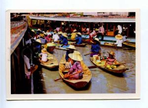 196743 Thailand boat traders different Canals-Crossing 