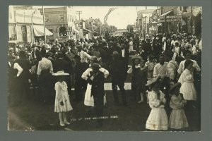 Belgrade MINNESOTA RP 1909 TUG OF WAR on MAIN STREET nr Brooten Paynesville