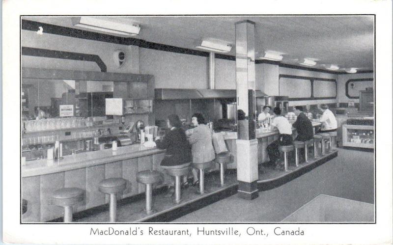 HUNTSVILLE, ONT, Canada   McDONALD'S RESTAURANT  Lunch Counter  c1940s  Postcard 