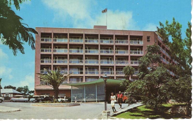 Bermudiana Hotel Pembroke Parish Bermuda c1967 Vintage Postcard D28