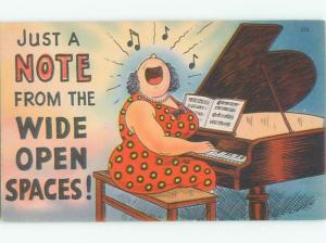 Linen Comic CHUBBY FAT WOMAN SINGING A GRAND PIANO AC0148