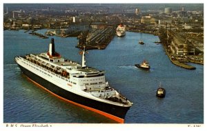 R M S Queen Elizabeth  2 New York City Harbor