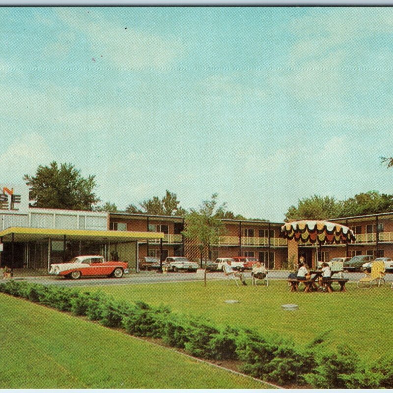 c1960s Belleville IL Town House Motel Chrome PC Chevrolet Chevy Bel Air Car A271