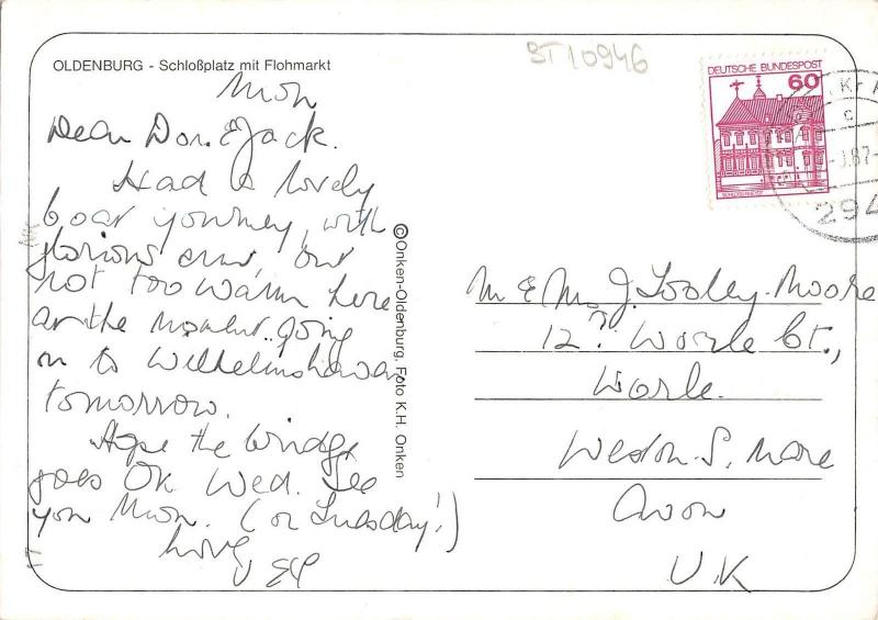 BT10946 Oldenburg schlossplatz mit flohmarkt     Germany