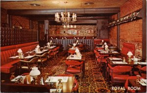 Bellingham WA Royal Inn Dining Room Interior E. Holly Street Unused Postcard G97