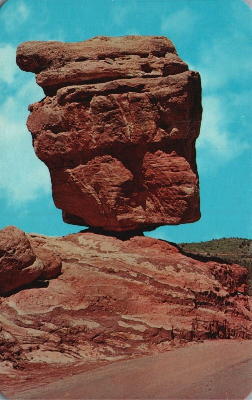 Vintage Postcard World Famous Balanced Rock Garden Of The Gods Pikes Peak CO