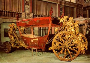 Portugal Lisboa National Coach Museum Coach Of The Embassy To Rome Used By Ma...