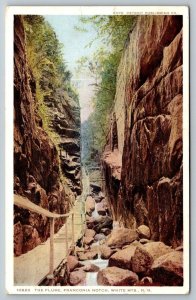 White Mountains  Franconia Notch  New Hampshire  Postcard  1947