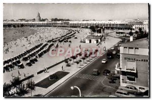 Modern Postcard Royan The Beach in front of the Front de Mar