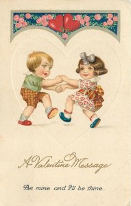 Postcard C-1910 Schmucker Dancing children Valentine artist impression TP24-3517