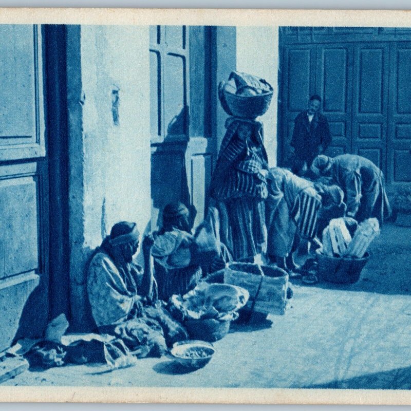 c1930s Libya Black Women in Market Ladies Head Carrying Litho Cyanotype A191