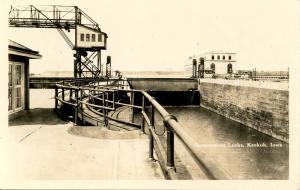 IA - Keokuk. Government Locks   *RPPC
