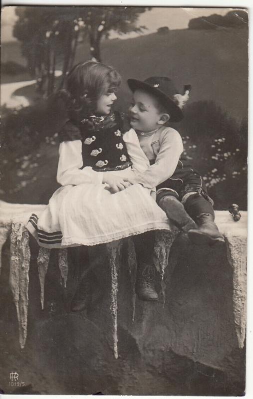 Children couple hungarian types folk costumes photo postcard 1906