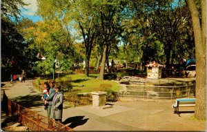 VINTAGE POSTCARD LAFONTEAINE ZOO PARK AT MONTREAL QUEBEC CANADA