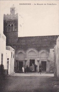 Tunisia Kairouan La Mosquee des Trois Portes