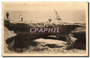 Old Postcard The Great (Silver Cote d) The Well of Lauture