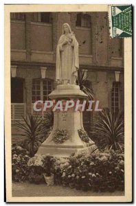 Old Postcard Statue of St. Therese of the Jesus & # 39Enfant in the Court & #...