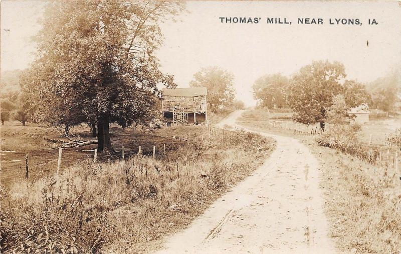 D5/ Lyons Iowa Ia Real Photo RPPC Postcard c1910 Thomas' Mill River