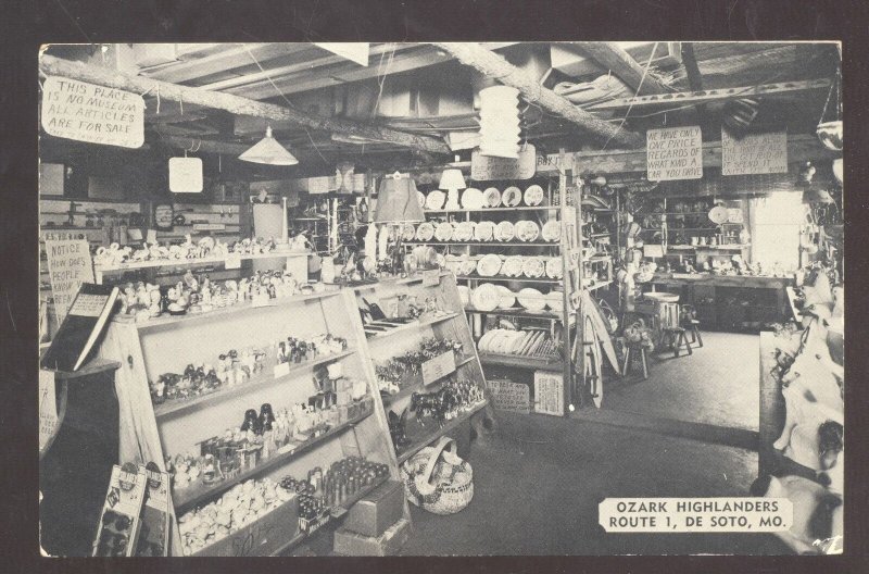 DE SOTO MISSOURI OZARK HIGHLANDERS STORE INTERIOR ADVERTISING POSTCARD MO.