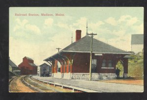 MADISON MAINE RAILROAD DEPOT TRAIN STATION 1908 ME. VINTAGE POSTCARD