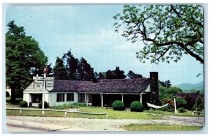 The Spinning Wheel Roadside Asheville North Carolina NC Vintage Postcard