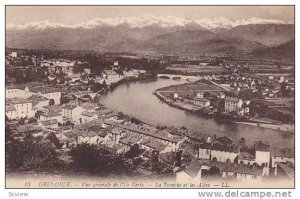 GRENOBLE , France , 00-10s ; La Tronche et les Alps