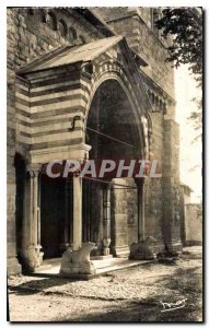 Postcard Old Embrun (H A) The Porch of the Cathedral