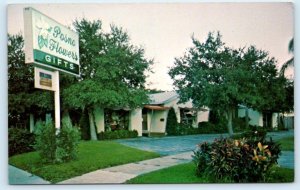 ST. PETERSBURG, Florida FL~ Advertising POSNO FLOWERS c1960s Roadside Postcard