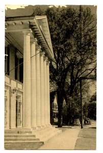 CT - Salisbury. Town Hall    (chipping)