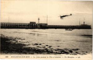 CPA BOULOGNE-sur-MER - Les jetees pendant les fetes (196365)