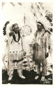 AMERICAN INDIANS AT TEPEE VINTAGE REAL PHOTO POSTCARD RPPC