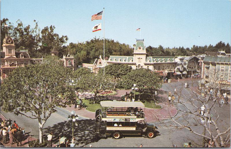 Disneyland, Town Square - Main Street U.S.A.