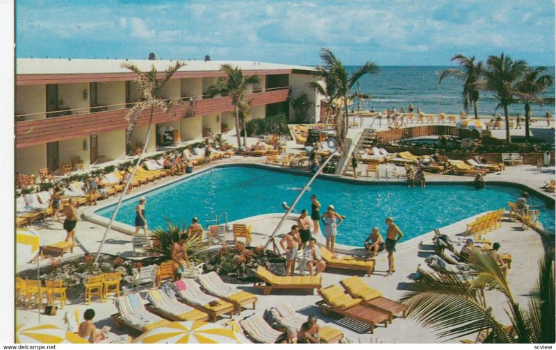 MIAMI BEACH , Florida , 50-60s ; Sahara Motel , Swimming Pool