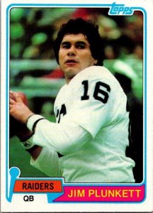 1981 Topps Football Card Jim Plunkett Oakland Raiders sk10393