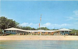 Silver Sands Motel Greenport Peconic Bay Long Island New York postcard