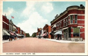 Postcard Columbia Street in Union City, Indiana~4448