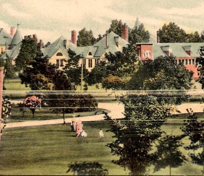 Sandusky Ohio Promenade Grounds & Hospital Soldiers Home Postcard UNP