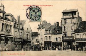 CPA CLAMECY - La Place des Barrieres (518489)