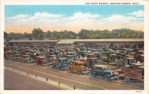 J66/ Benton Harbor Michigan Postcard c1910 The Fruit Market Trucks  293