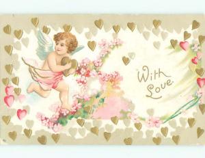 Unused Pre-1907 valentine CUPID RUNNING WITH GOLDEN HEART k9127@