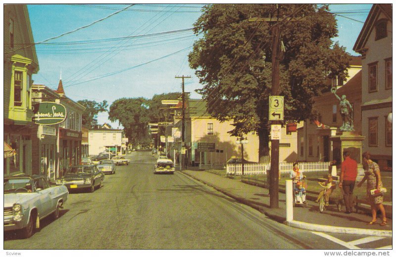 Main Street , LIVERPOOL , Nova Scotia , Canada , 50-60s