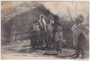 Scenes et Types , Mauresques au Village , PU-1920