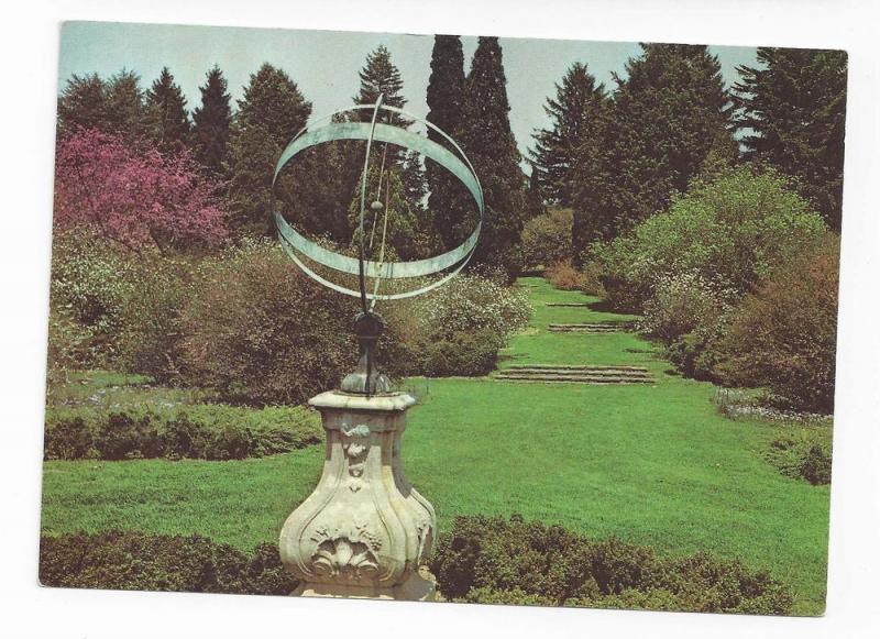 Winterthur Museum DE Sundial Garden 4X6 Size Postcard