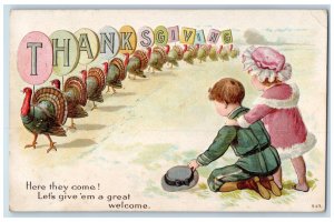 1914 Thanksgiving Children Watching Turkeys Parade Sioux Rapids IA Postcard 