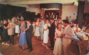 USA Dancing Nightly at Fernwood Vintage Postcard 07.36