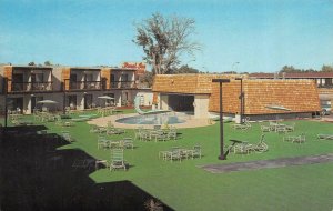 BOISE, Idaho ID   ROYAL INN MOTEL  Indoor~Outdoor Pool ROADSIDE Vintage Postcard