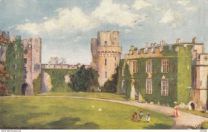 WARWICK Castle, UK, 1900-10s ; The inner court, TUCK 7405